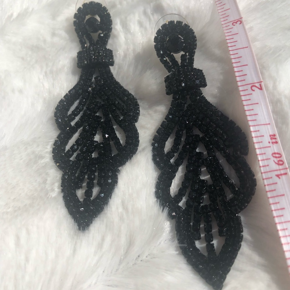 Black jeweled 3 inch drop earrings classic style - Picture 5 of 8